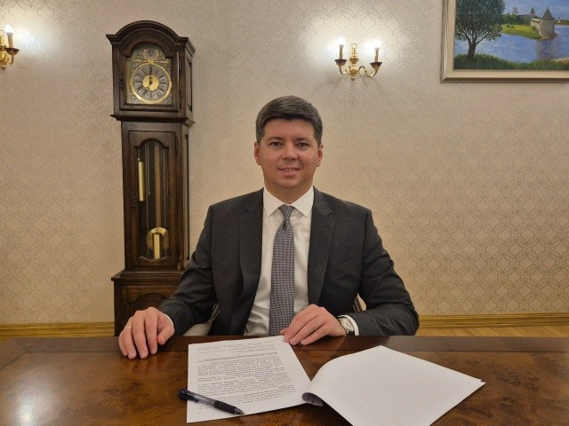 Выпускник ИМОИиВ - советник-посланник Посольства Российской Федерации в Китайской Народной Республике ,имоиив, международные отношения Выпускник ИМОИиВ - советник-посланник Посольства Российской Федерации в Китайской Народной Республике ,имоиив, международные отношения