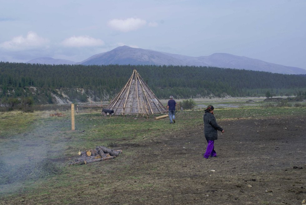 Тысяча и одна эвенкийская ночь Вероники Симоновой Тысяча и одна эвенкийская ночь Вероники Симоновой