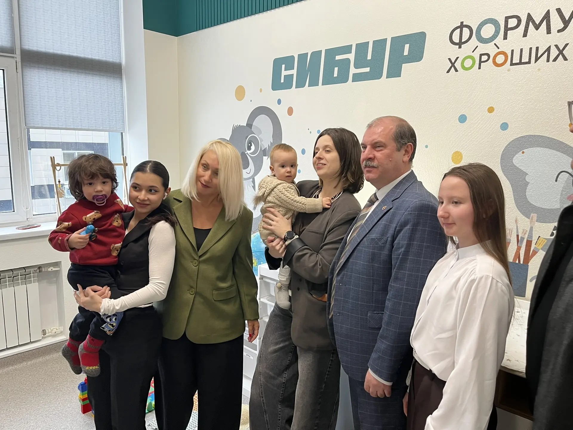 В КФУ открылась еще одна комната для молодых мам-студентов ,ребёнок, волонтер, присмотр, студент В КФУ открылась еще одна комната для молодых мам-студентов ,ребёнок, волонтер, присмотр, студент