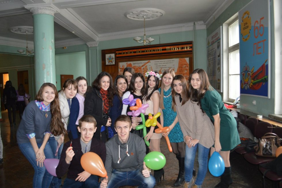 Весеннее настроение в ИЭиФ ,Международного женского дня, весна, цветы,поздравления Весеннее настроение в ИЭиФ ,Международного женского дня, весна, цветы,поздравления