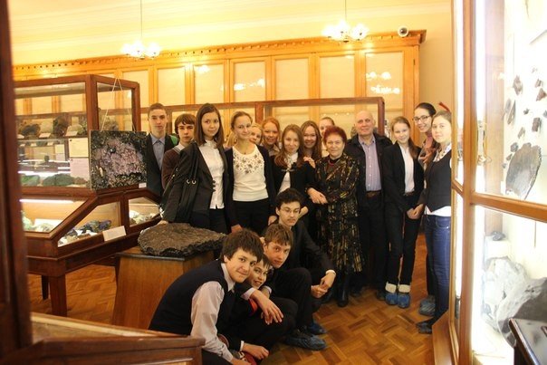 9В в геологическом музее КФУ 9В в геологическом музее КФУ