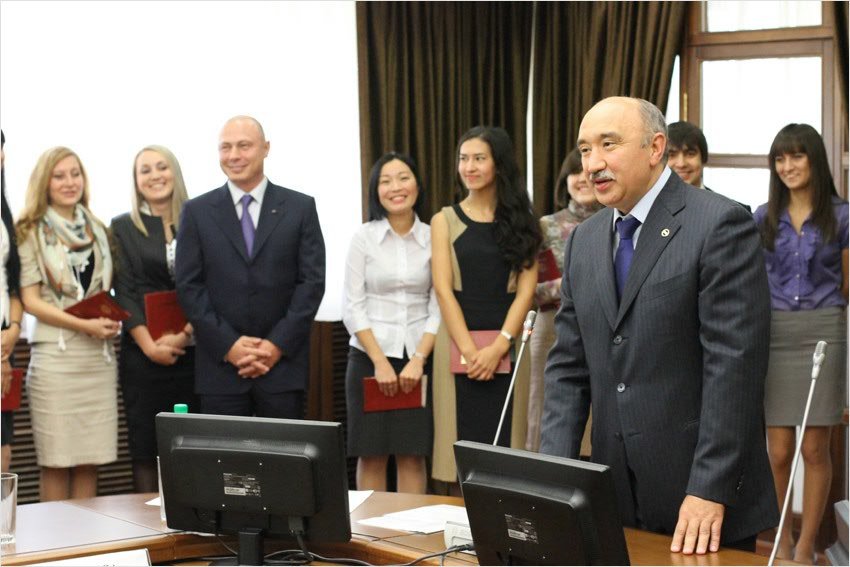 АКБАРС АКБАРС