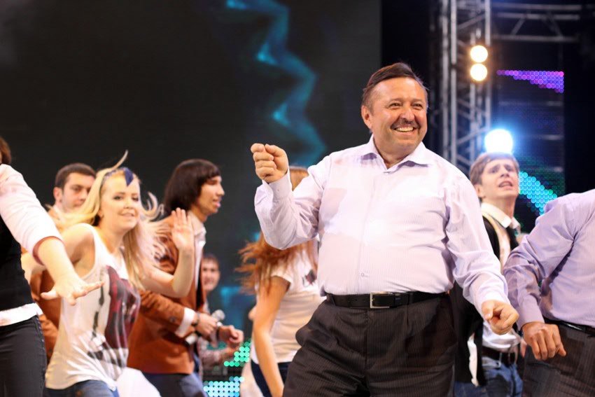 С днем рождения, любимый Казанский университет! С днем рождения, любимый Казанский университет!