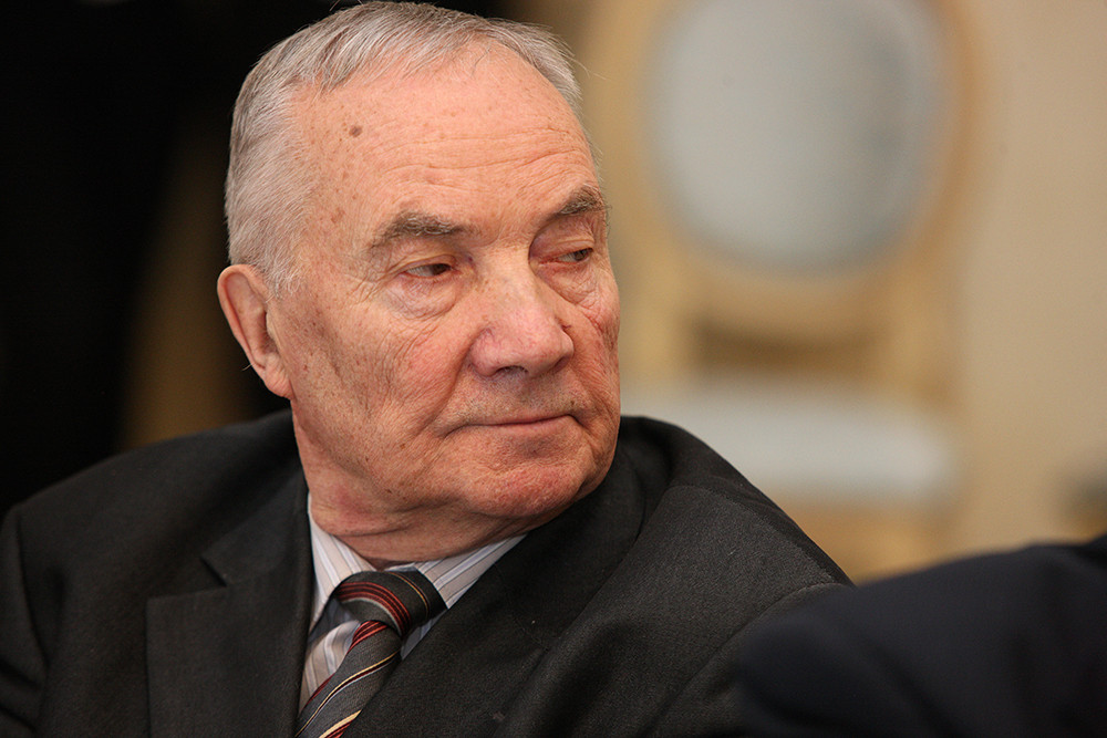 85 лет профессору В.В.Лазареву ,В.В.Лазарев, теория государства и права, история политических и правовых учений, выпускник КГУ 85 лет профессору В.В.Лазареву ,В.В.Лазарев, теория государства и права, история политических и правовых учений, выпускник КГУ