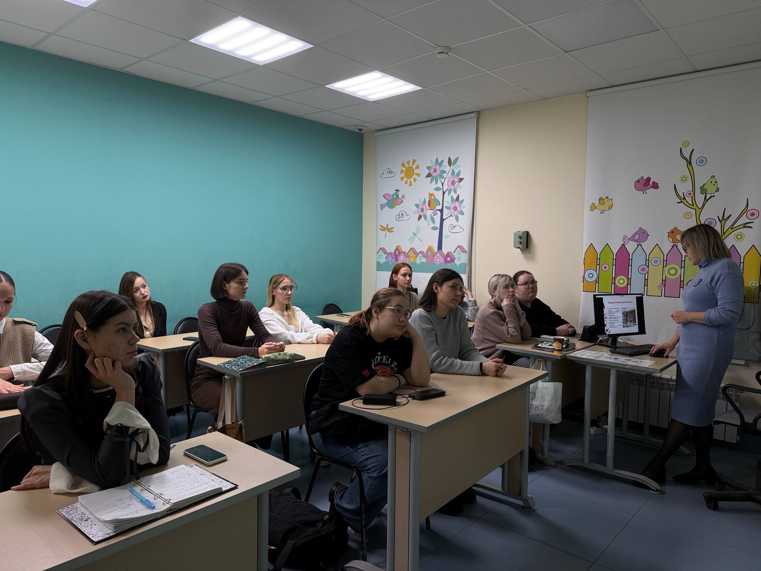 Кураторский час на тему 'Терроризм. Противодействие терроризму' в группе 17.1-319 ,студенческая жизнь, кураторский час Кураторский час на тему 'Терроризм. Противодействие терроризму' в группе 17.1-319 ,студенческая жизнь, кураторский час