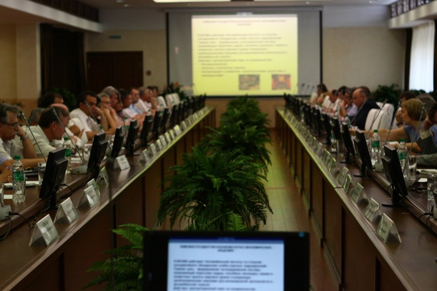 Директором Института фундаментальной медицины и биологии назначен Андрей Киясов Директором Института фундаментальной медицины и биологии назначен Андрей Киясов