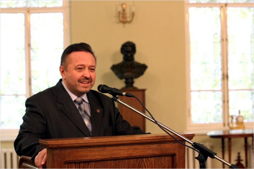 дипломы дипломы