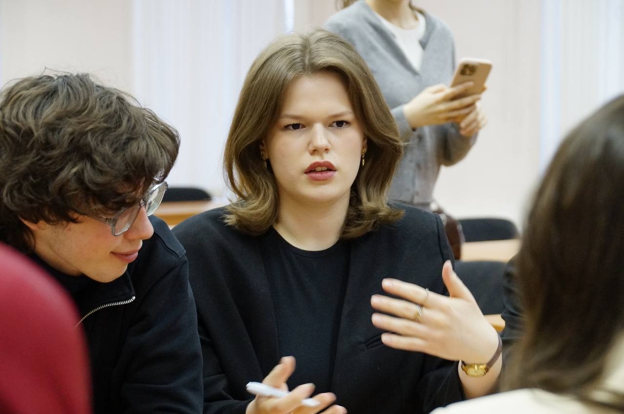 На базе Института международных отношений, истории и востоковедения прошла первая Востоковедческая Модель ,имоиив, востоковедческая модель
На базе Института международных отношений, истории и востоковедения прошла первая Востоковедческая Модель ,имоиив, востоковедческая модель