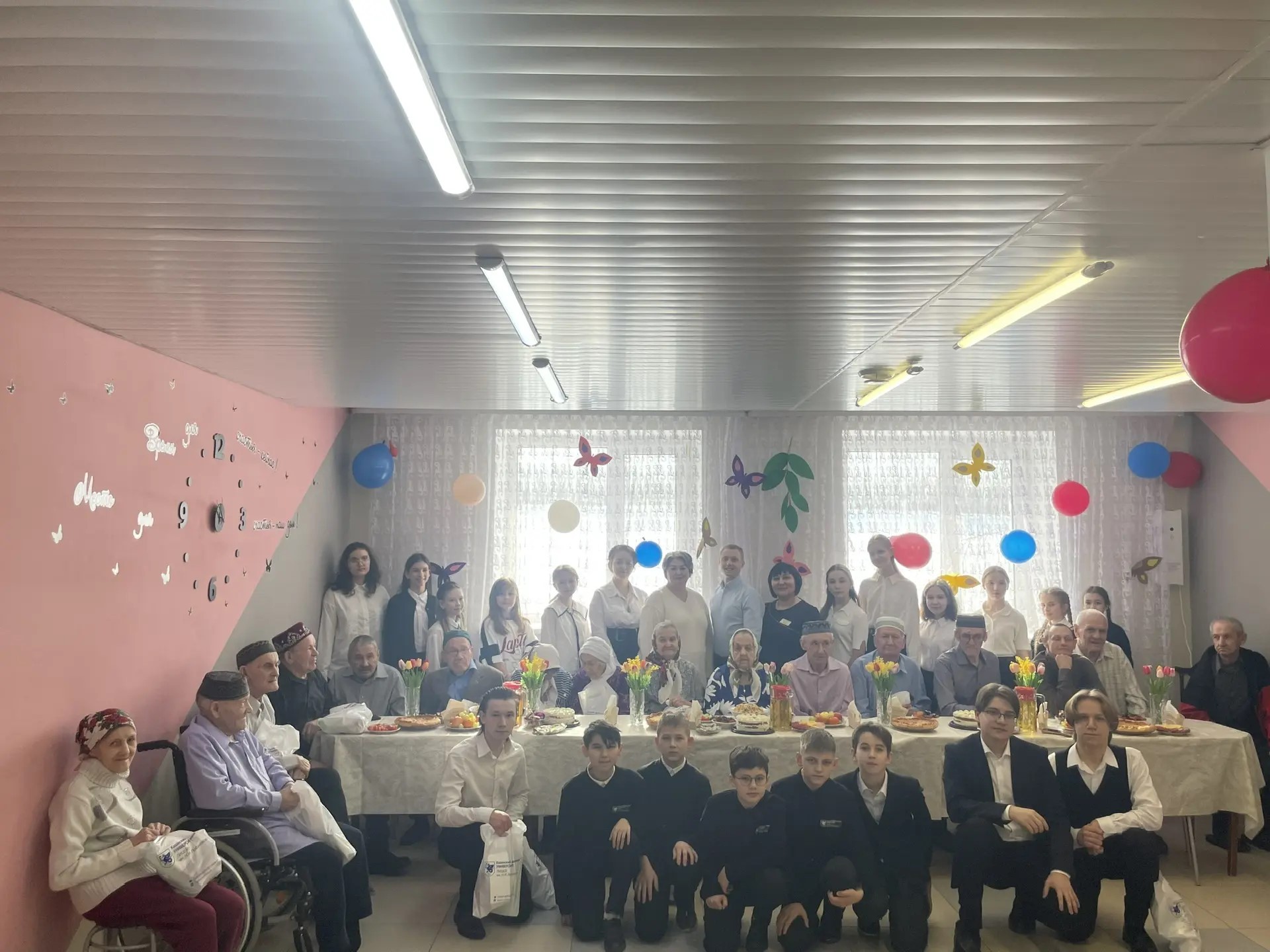 Лицеисты навестили постояльцев Кайбицкого дома-интерната ,2025-2026 учебный год, 2025-2026 учебный год, мероприятия, традиции, добрые дела, благотворительность, внеурочная деятельность, внеклассная работа Лицеисты навестили постояльцев Кайбицкого дома-интерната ,2025-2026 учебный год, 2025-2026 учебный год, мероприятия, традиции, добрые дела, благотворительность, внеурочная деятельность, внеклассная работа