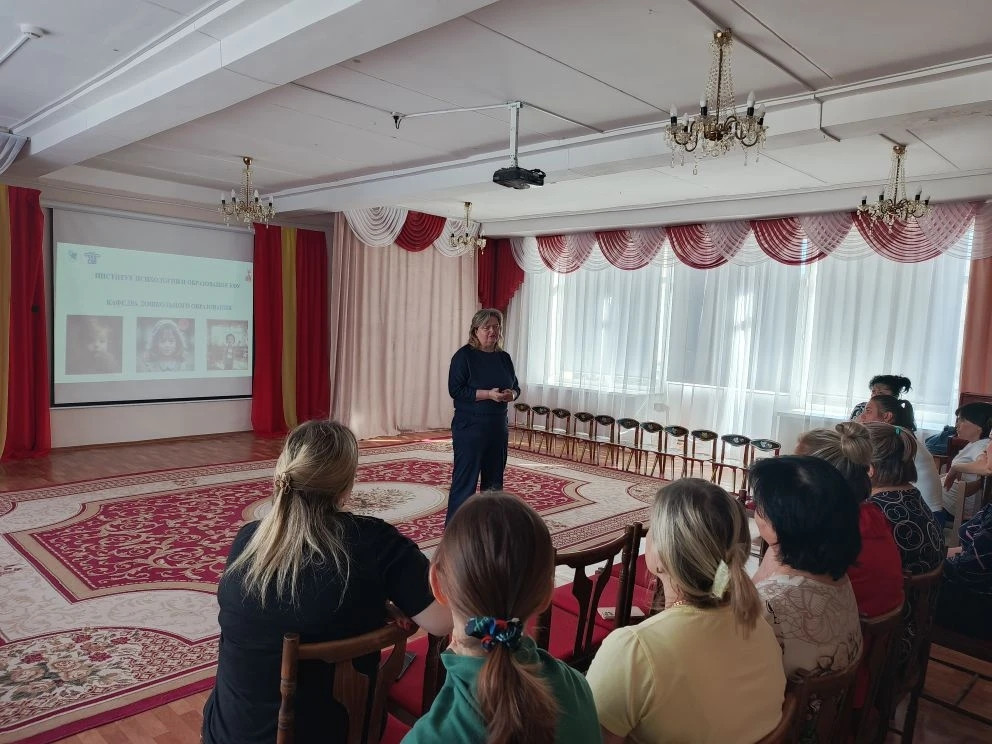 Профориентационная работа кафедры дошкольного образования продолжается! ,Профориентационная работа, педагоги дошкольного образования, семинар-практикум, дискуссия Профориентационная работа кафедры дошкольного образования продолжается! ,Профориентационная работа, педагоги дошкольного образования, семинар-практикум, дискуссия