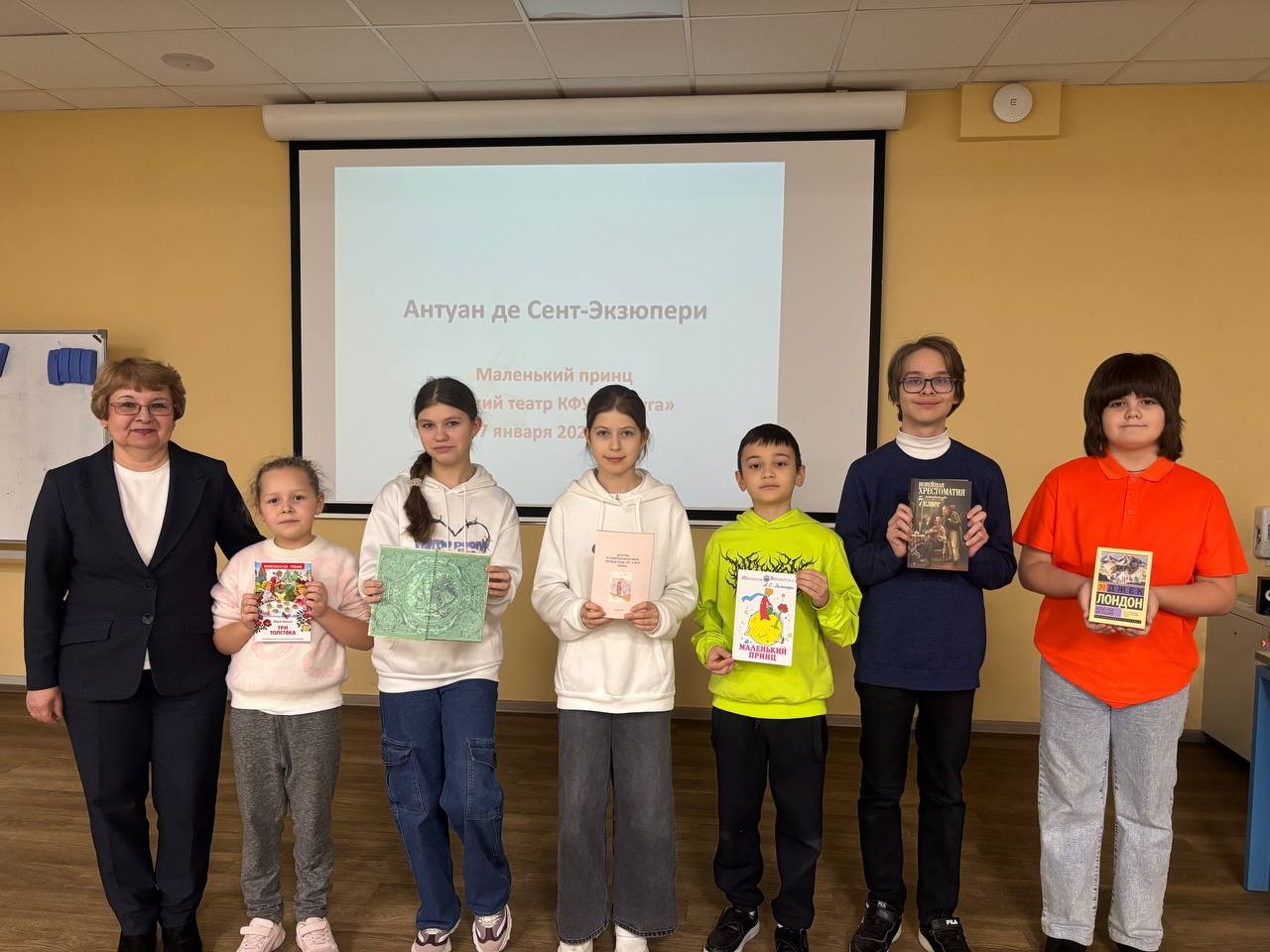 Детский театр КФУ 'Радуга' продолжает занятия с детьми и начинает работу над новым спектаклем ,детский театр, Радуга, занятие, сценарий, спектакль, повесть, Экзюпери, Маленький принц, юные актеры Детский театр КФУ 'Радуга' продолжает занятия с детьми и начинает работу над новым спектаклем ,детский театр, Радуга, занятие, сценарий, спектакль, повесть, Экзюпери, Маленький принц, юные актеры