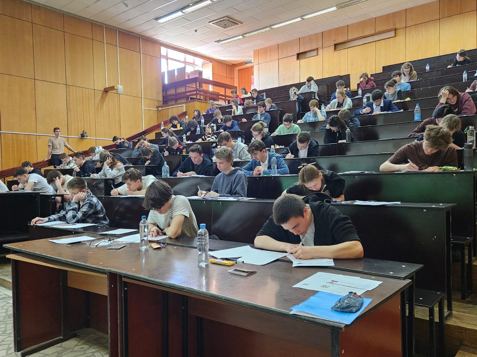 Олимпиады 'Курчатов' и 'Ломоносов' в Институте физики КФУ ,Институт физики, олимпиады «Курчатов» и «Ломоносов» Олимпиады 'Курчатов' и 'Ломоносов' в Институте физики КФУ ,Институт физики, олимпиады «Курчатов» и «Ломоносов»