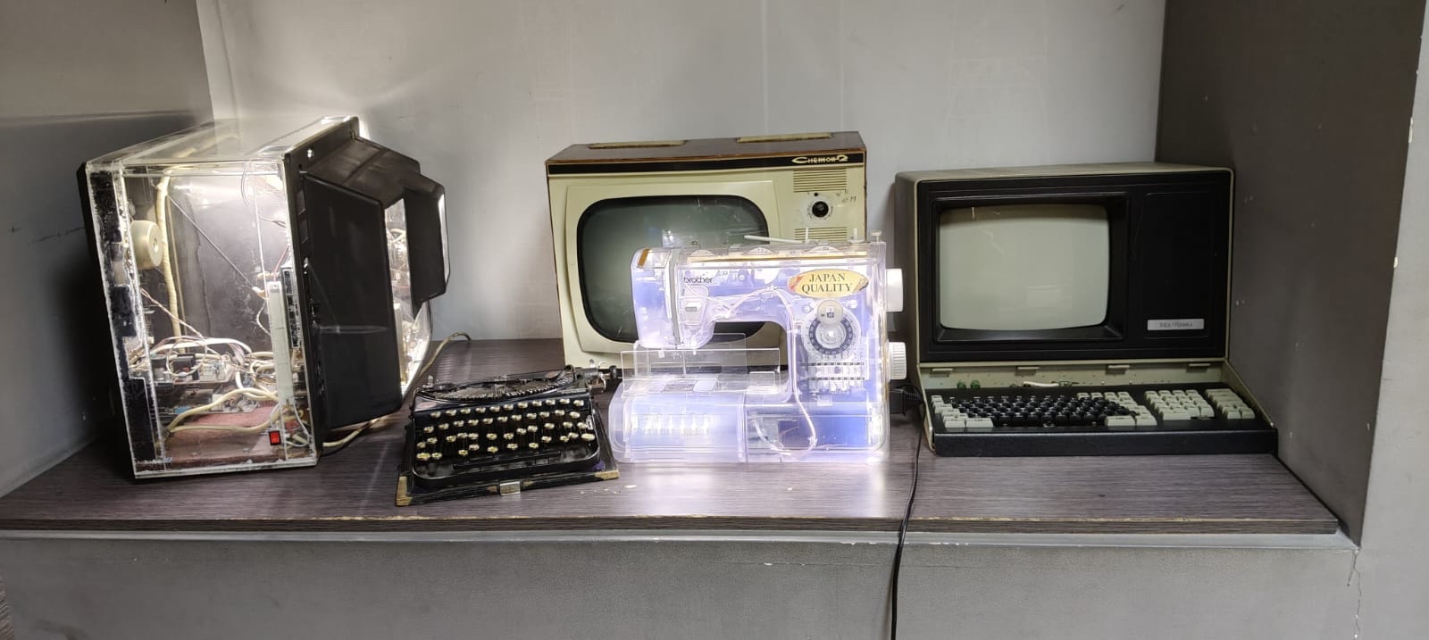 Делегация Института физики посетила Замечательный Дом занимательной науки и техники ,Институт физики, Замечательный Дом занимательной науки и техники Делегация Института физики посетила Замечательный Дом занимательной науки и техники ,Институт физики, Замечательный Дом занимательной науки и техники