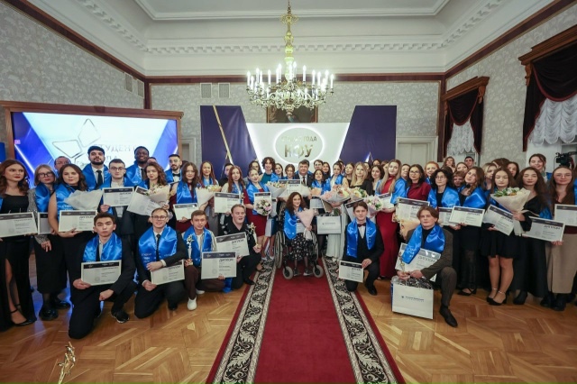 Студенты и преподаватели Института физики ? победители и лауреаты конкурса ,Институт физики, Студент года КФУ 2025 Студенты и преподаватели Института физики ? победители и лауреаты конкурса ,Институт физики, Студент года КФУ 2025