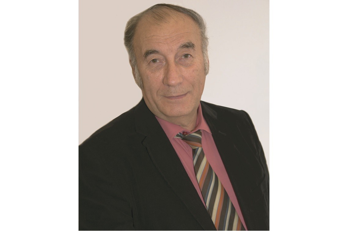 К 85-летию со дня рождения заслуженного деятеля науки РФ и РТ, доктора физико-математических наук, профессора Юльметьева Рената Музиповича ,Ренат Музипович Юльметьев, заслуженного деятеля науки РФ и РТ К 85-летию со дня рождения заслуженного деятеля науки РФ и РТ, доктора физико-математических наук, профессора Юльметьева Рената Музиповича ,Ренат Музипович Юльметьев, заслуженного деятеля науки РФ и РТ