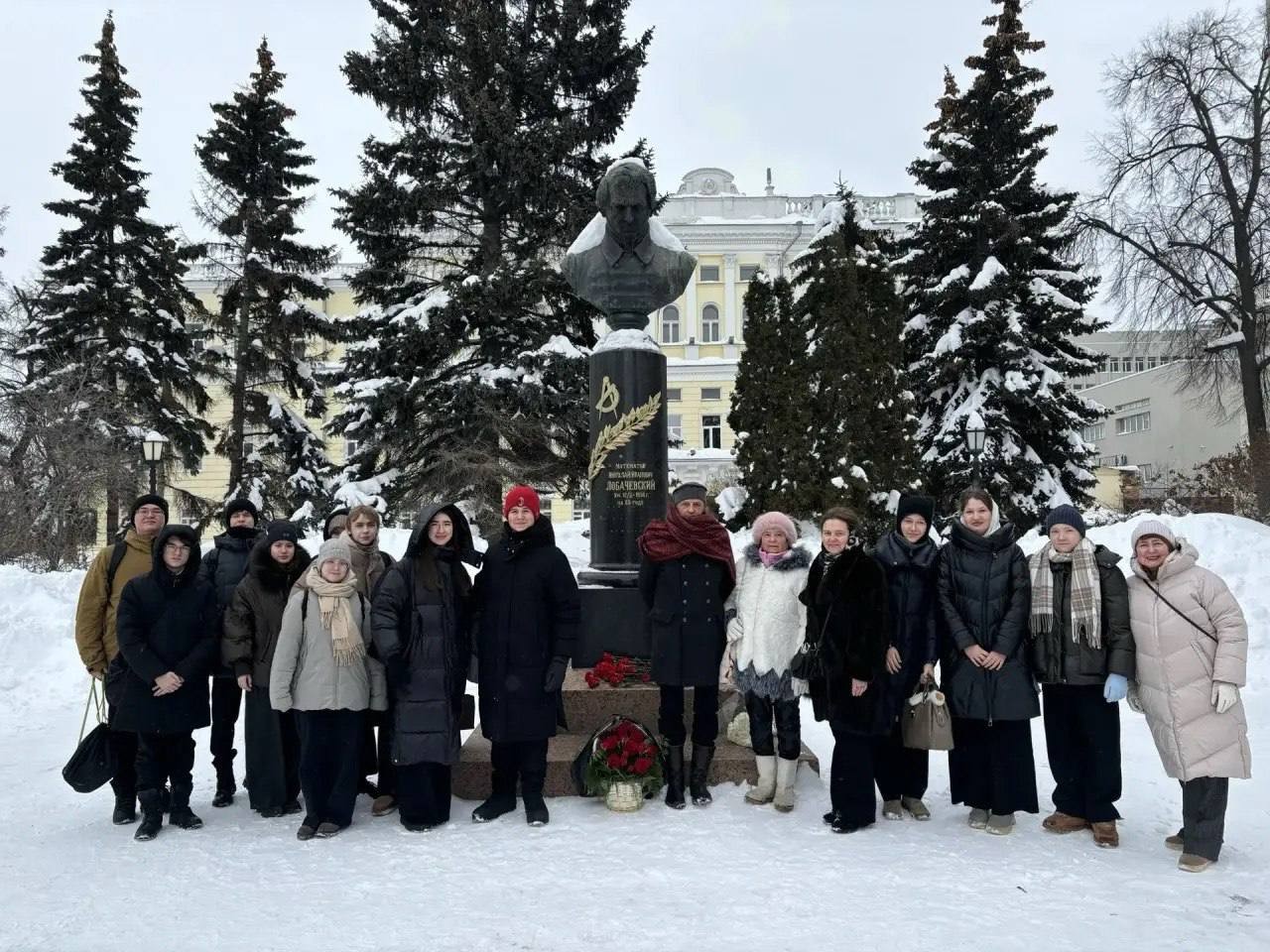 В Казани прошли памятные мероприятия, приуроченные к 170-летию памяти великого математика Н.И.Лобачевского ,2025-2026 учебный год, мероприятия, внеклассная работа, внеурочные мероприятия, традиции, Н.И. Лобачевский, вечер памяти В Казани прошли памятные мероприятия, приуроченные к 170-летию памяти великого математика Н.И.Лобачевского ,2025-2026 учебный год, мероприятия, внеклассная работа, внеурочные мероприятия, традиции, Н.И. Лобачевский, вечер памяти