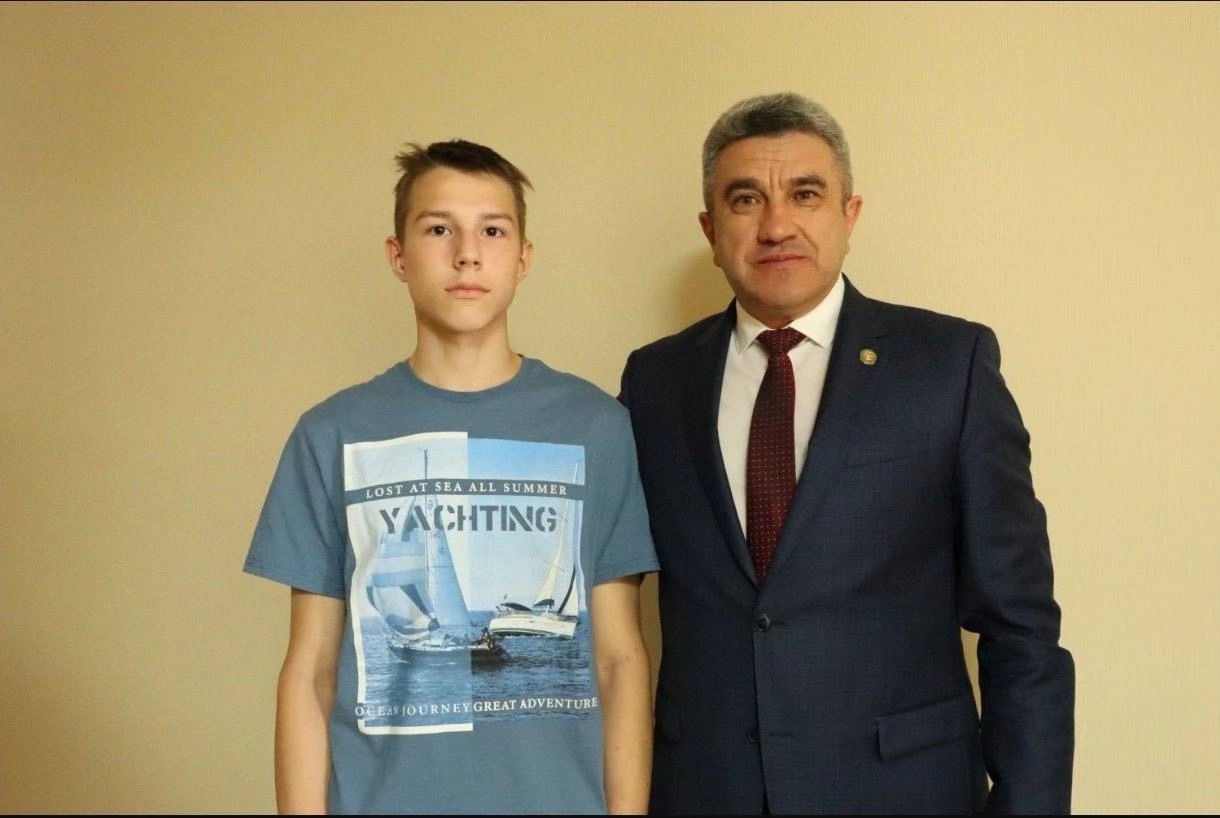 Лицеист встретился с министром образования и науки 👨🏻🎓🎓 ,сунц, олимпиады, математика Лицеист встретился с министром образования и науки 👨🏻🎓🎓 ,сунц, олимпиады, математика